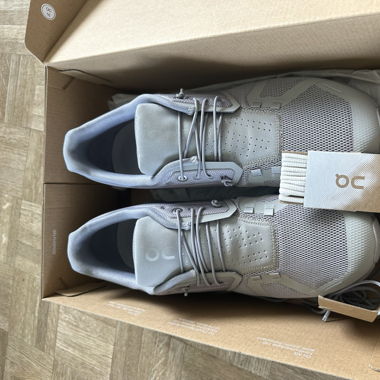 On shoes cloud 5