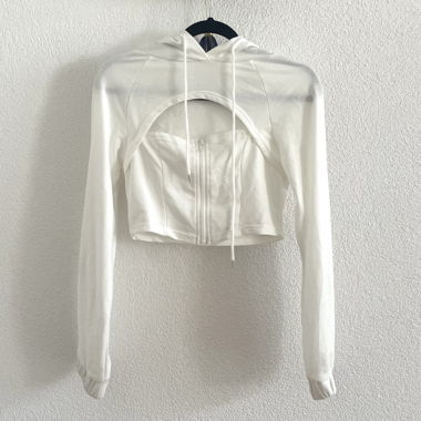 Sweat à Capuche Court
