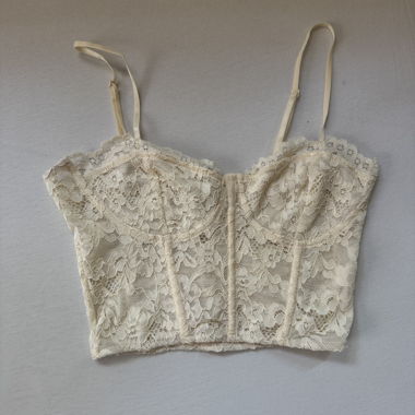 Zara Spitzen-Top creme