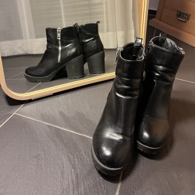 Chunky Absatz-Boots