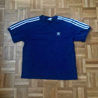Vintage Adidas T-Shirt