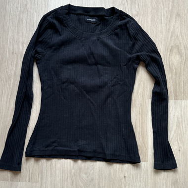 Maglia a maniche lunghe a coste nera Even&Odd