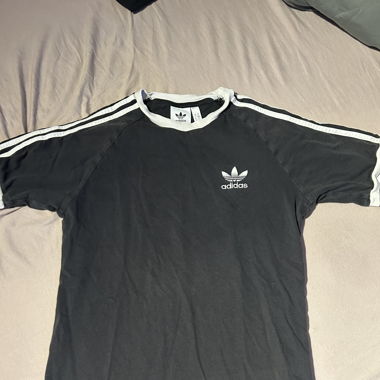 Adidas T-Shirt