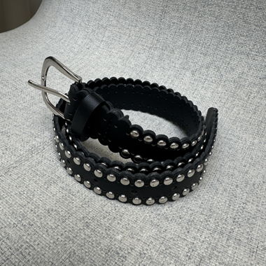 Ceinture à clous noire