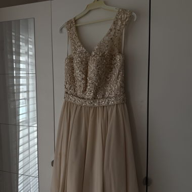 Abito da ballo beige rosa