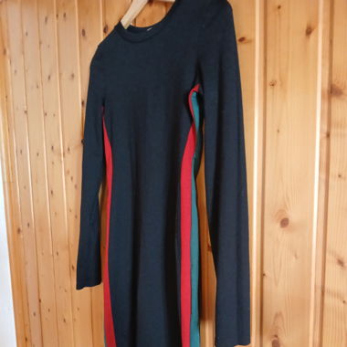 Vestito nero aderente