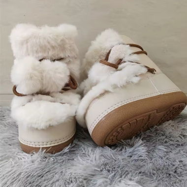 Fluffy Stiefel Brandneu nicht benutzt