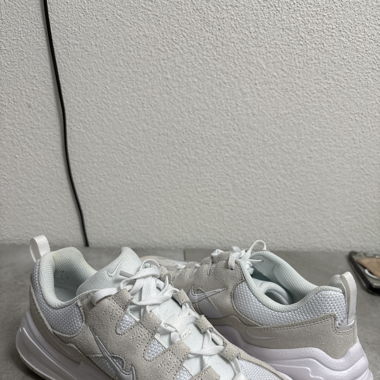 Nike Sneaker