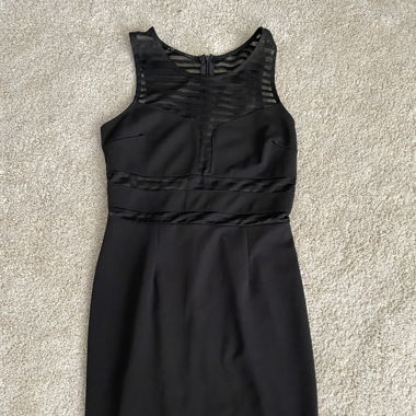 Schwarzes Partykleid