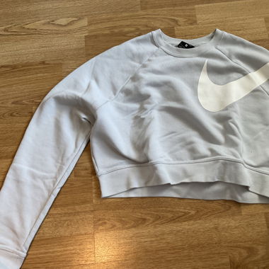 Cropped Nike Pullover