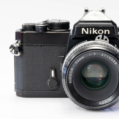 Nikon FE mit 50mm 1:2
