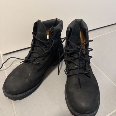 Black Lace-Up Boots - Timberland