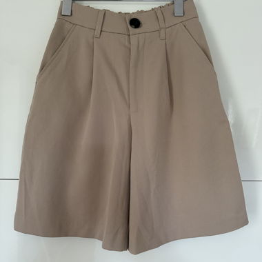 Beige Bershka Shorts