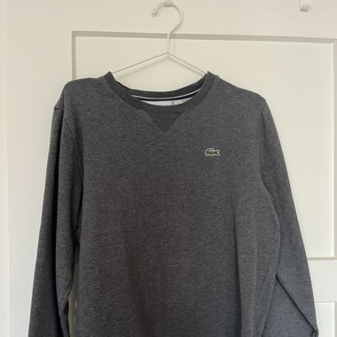 Grey Lacoste sweatshirt #Lacoste
