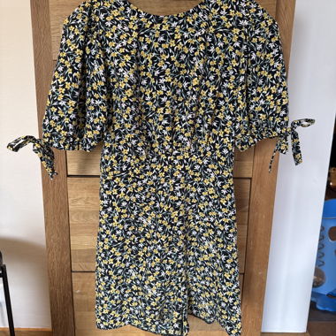 Short jumpsuit for petite women