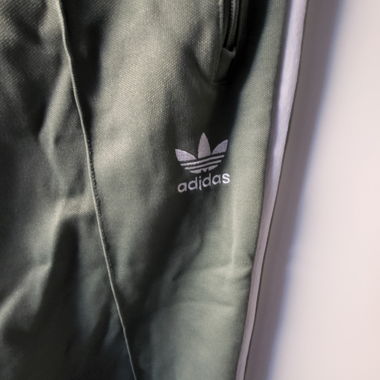Pantaloni da training adidas Originals, verde oliva