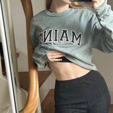 Kurzer Pullover