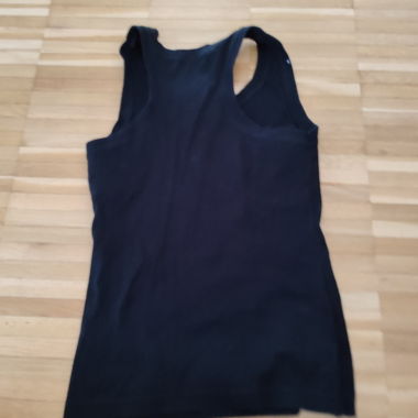 Top basique Chicoree noir sans manches S