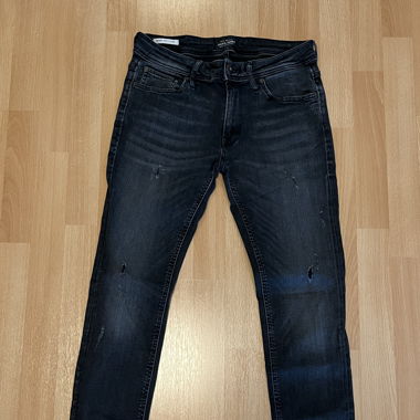 Black Jeans
