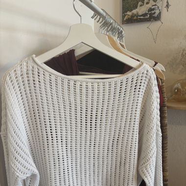 White knit sweater 