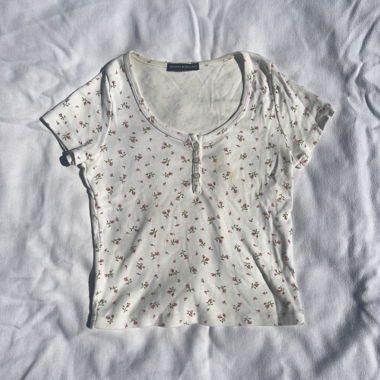 T-shirt da donna floreale Brandy Melville