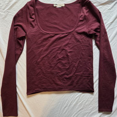 Longsleeve Stradivarius rosso scuro