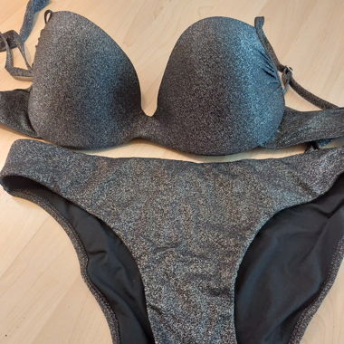 Bikini 
