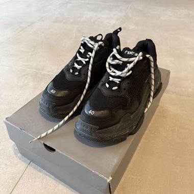 Balenciaga triple S (40)