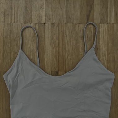 Brassiere crop top gris clair
