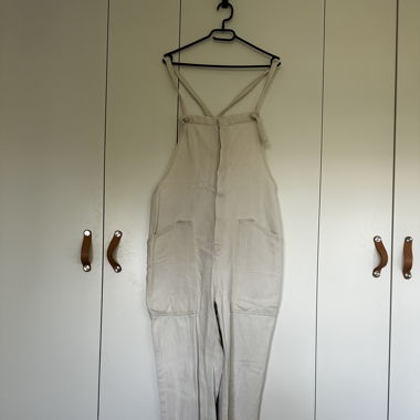 Beige Latzhose Lang