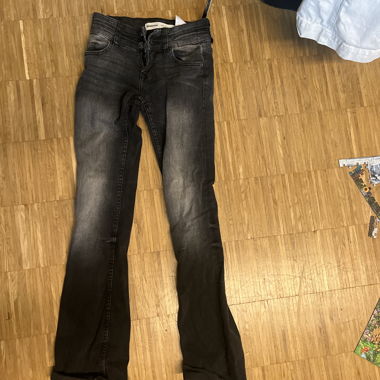 Bershka schwarze Jeans