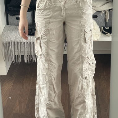 Pantaloni Urban Outfitters