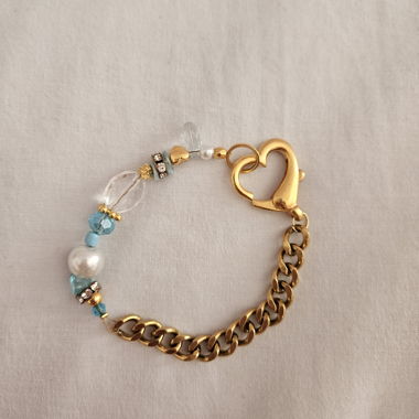 Goldenes Perlenarmband