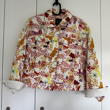 Bunte Jeansjacke
