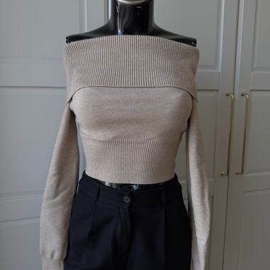 Maglione off-shoulder Bershka S