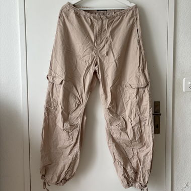 Parachute pants 