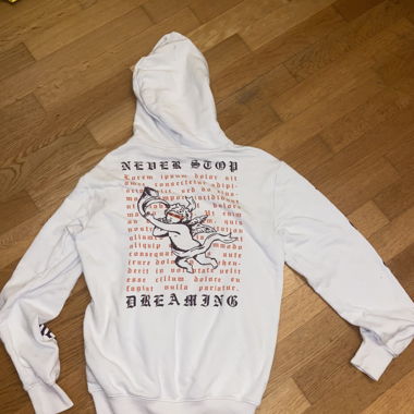 Hoodie mit Logo