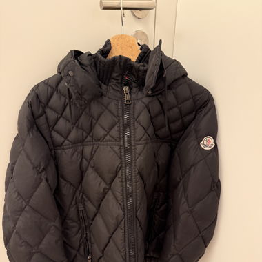 Moncler Puffer Jacket, Black, Size M