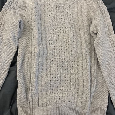 grey GAP sweater
