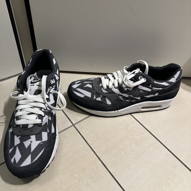 Nike black/white