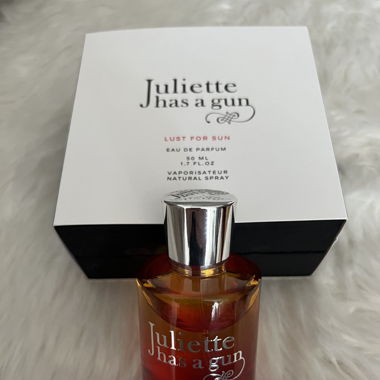 Parfum Juliette Has a Gun Lost for Sun