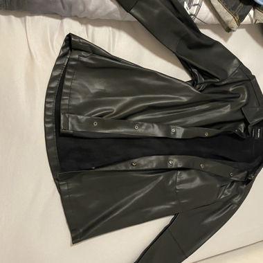 Bershka, dünne Lederjacke XS
