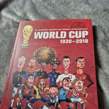Cartoon Buch WM 2018