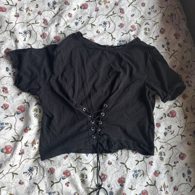 Verstellbares T-Shirt