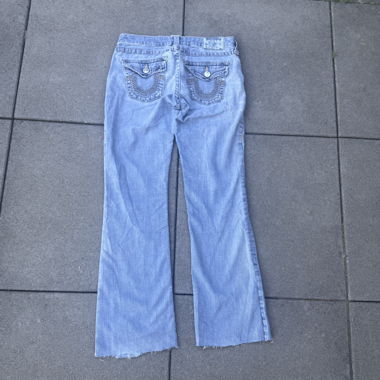 True Religion Blue-Denim-Jeans neu aufgearbeitet