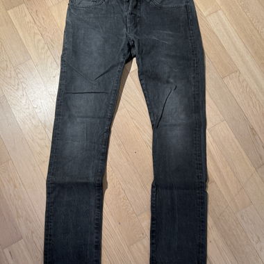 Black jeans Size:32