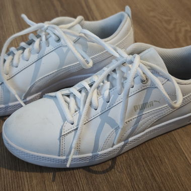Puma Sneaker weiss, Gr. 38