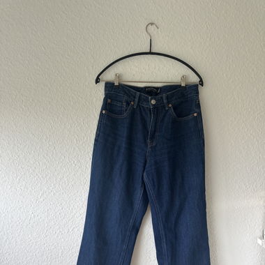 Dunkelblaue Straight Jeans Stradivarius