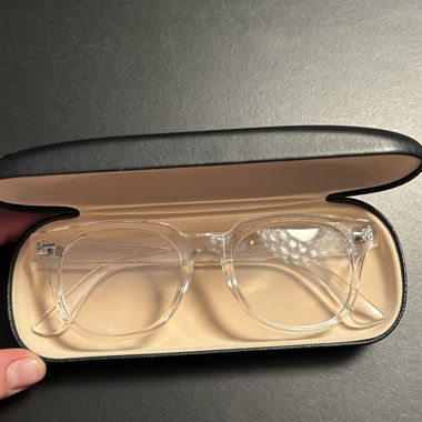 Durchsichtige Brille/ clear glasses 