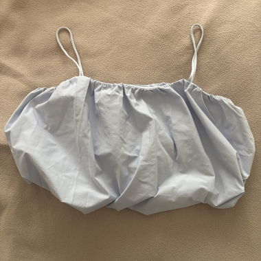 Hellblaues Cropped-Top